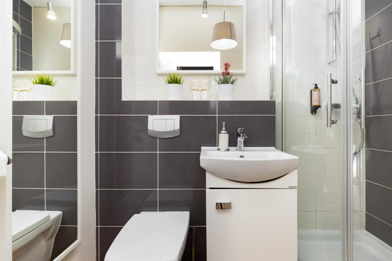 Apartment Warsaw Hoza By Noclegi Renters Εξωτερικό φωτογραφία
